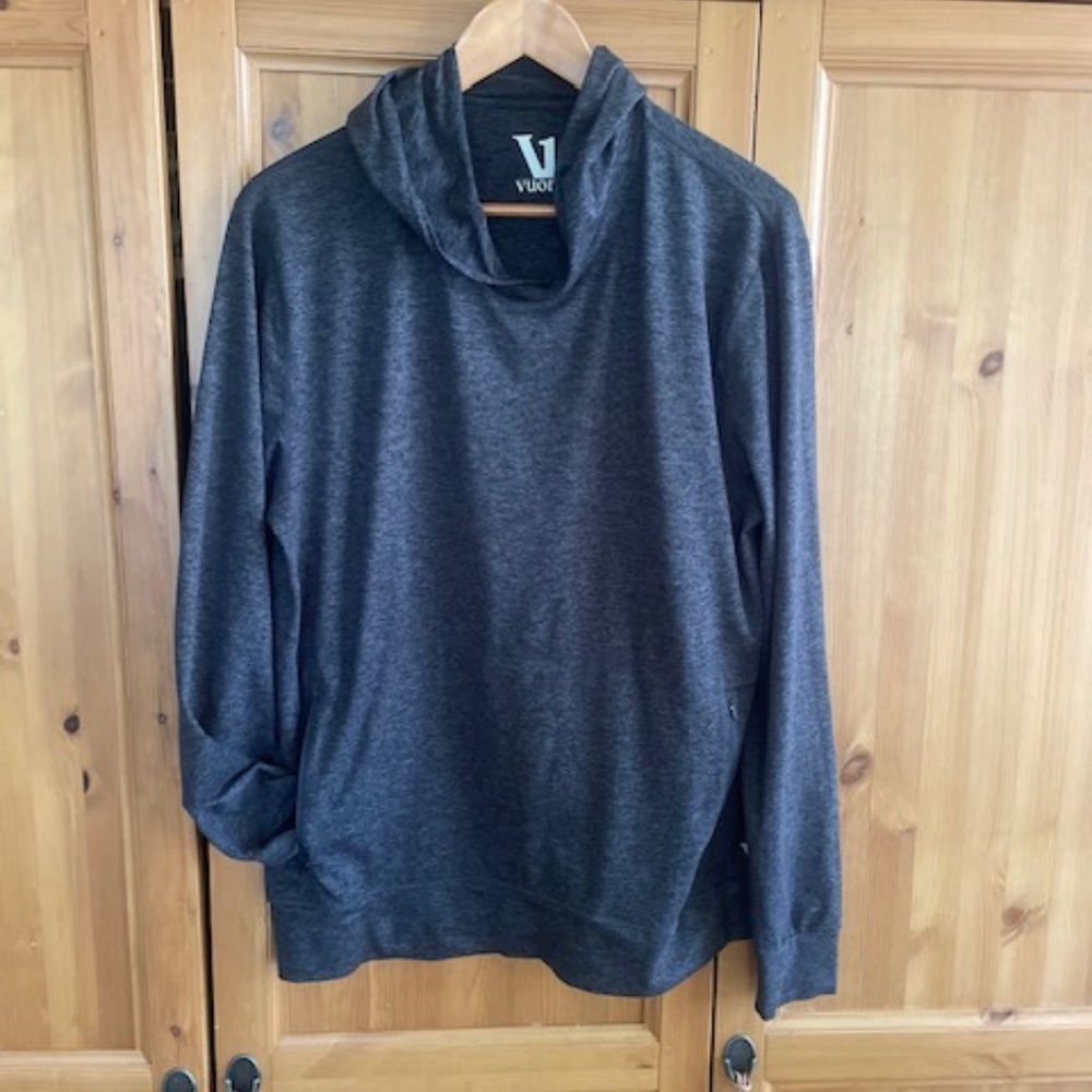 Vuori Men's Dark Charcoal Gray Pullover Hoodie